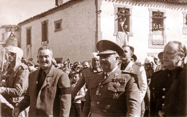 Las fotos menos conocidas de Francisco Franco. - Página 2 10015