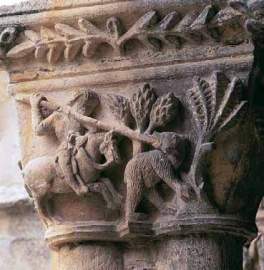Escena de caza. Capitel del claustro del monasterio de Santa María la Real de Nieva (Segovia).